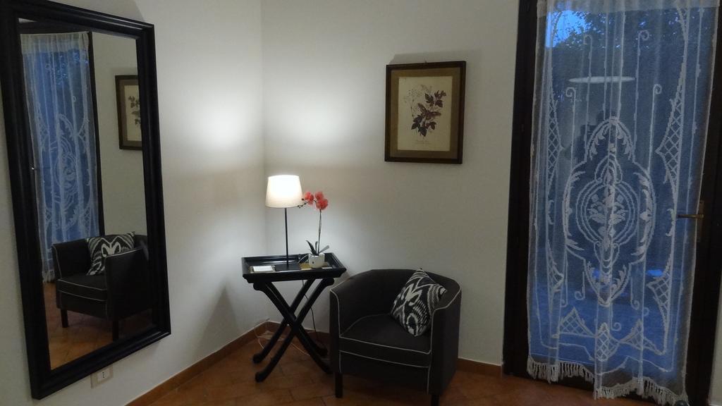 Mecenate 69 Suite Arezzo Habitación foto